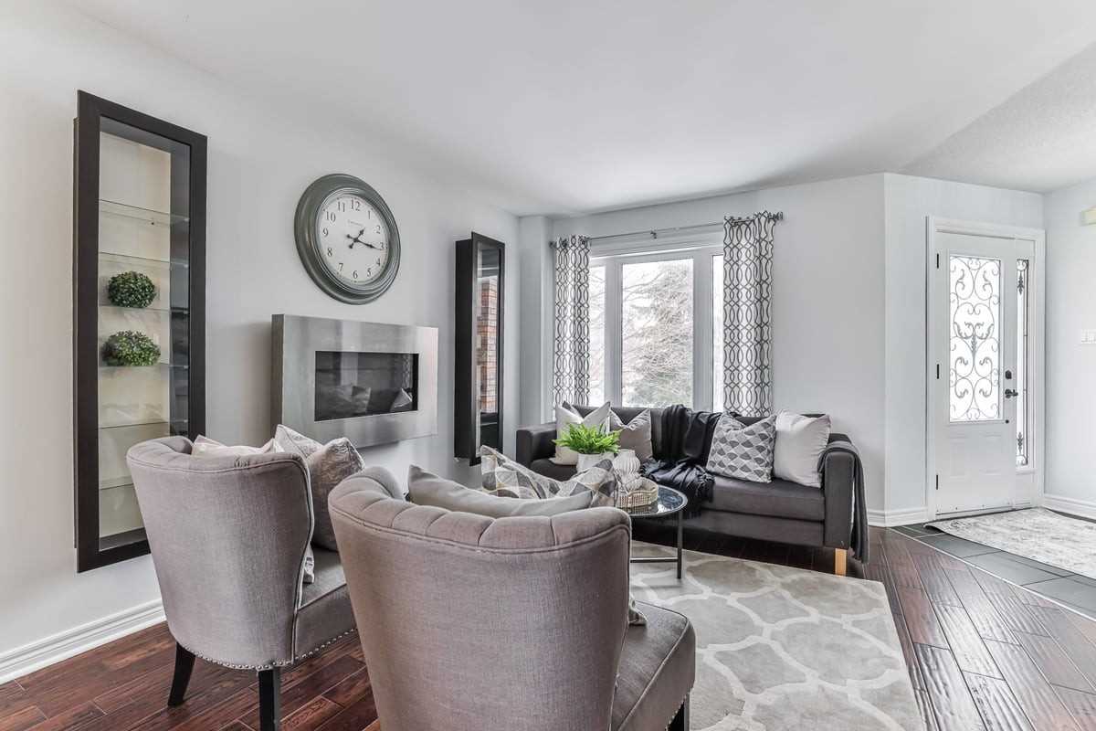 70 Depeuter Cres, Bradford West Gwillimbury