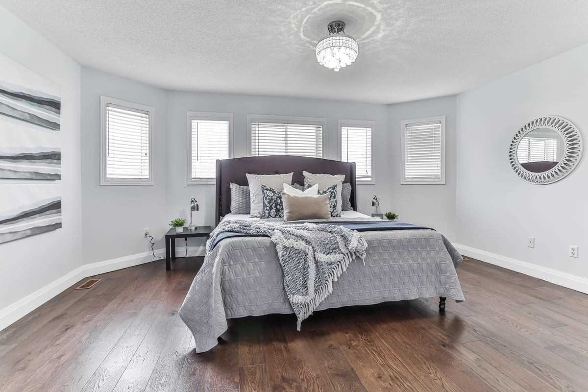 70 Depeuter Cres, Bradford West Gwillimbury