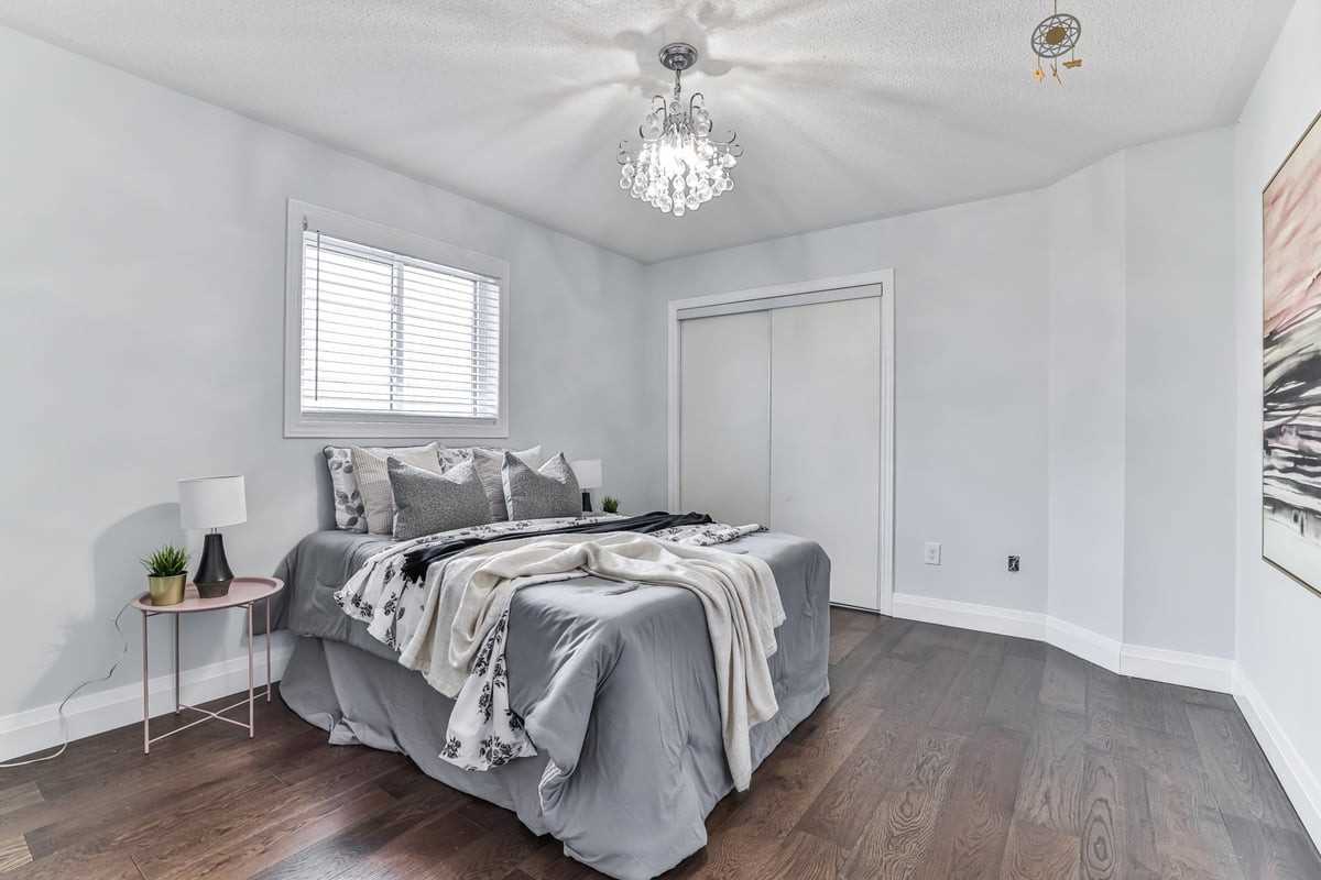 70 Depeuter Cres, Bradford West Gwillimbury