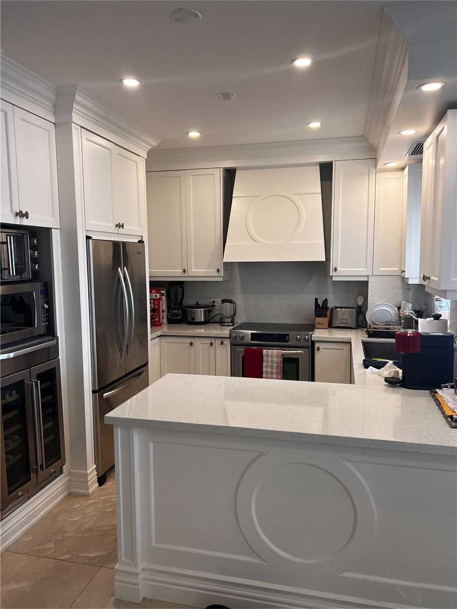 9235 Jane St, #1505