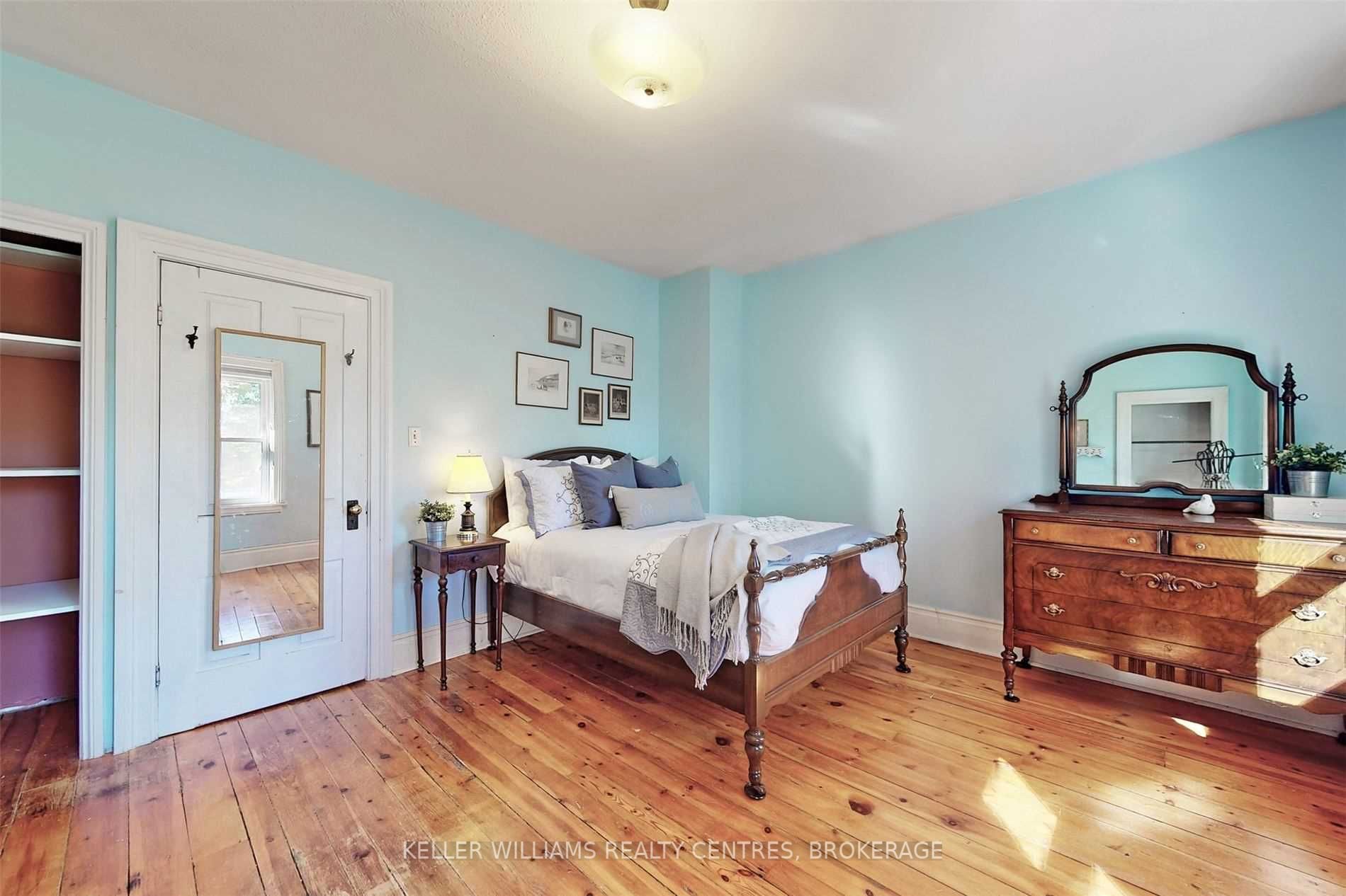 13239 Concession 5 Rd