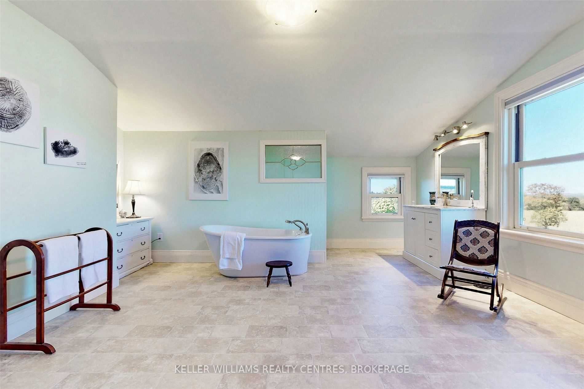 13239 Concession 5 Rd