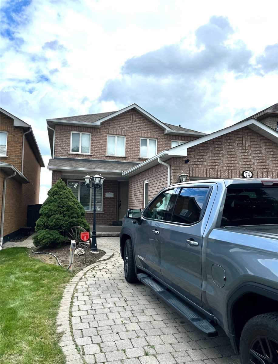 74 Royalpark Way