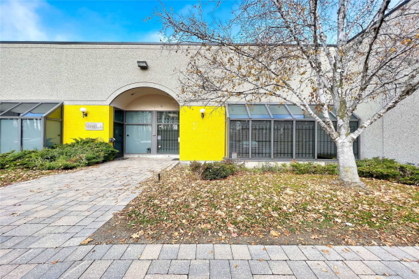 120 West Beaver Creek Rd, Richmond Hill