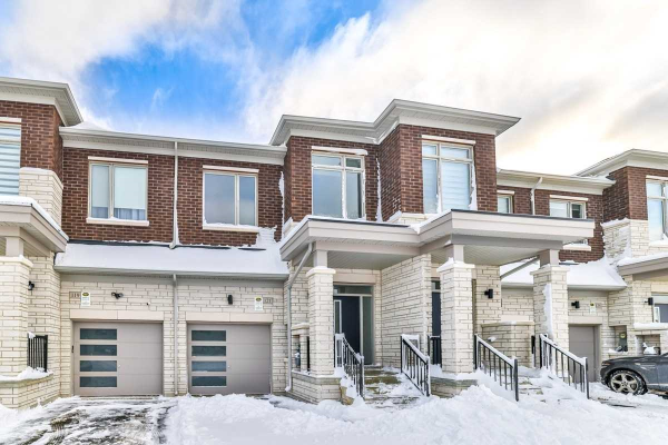 121 Schmeltzer Cres, Richmond Hill