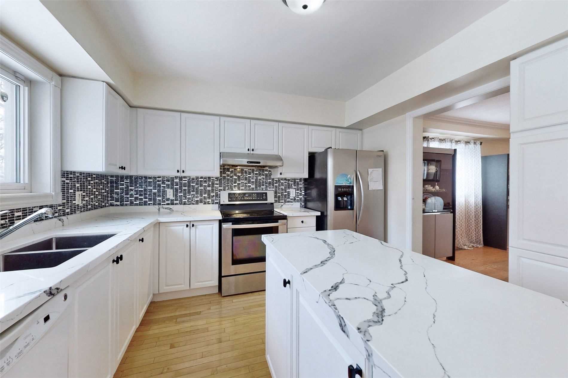 Listing N5883658 - Large Photo # 17