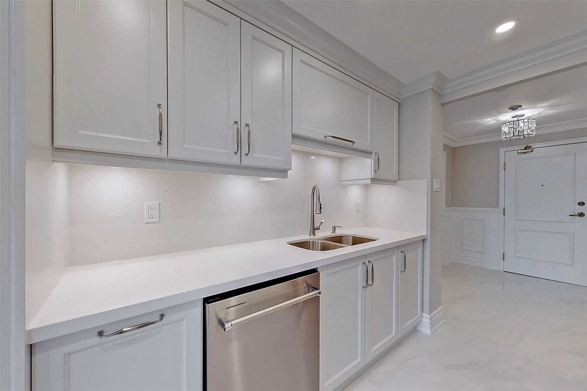 7 Townsgate Dr, #312