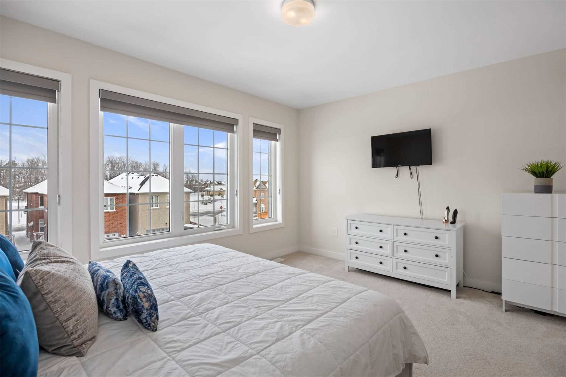 24 Harvest Field Road