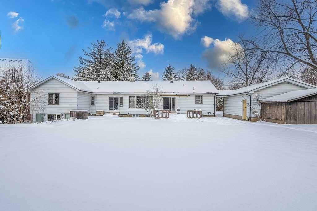 Listing N5884636 - Large Photo # 2