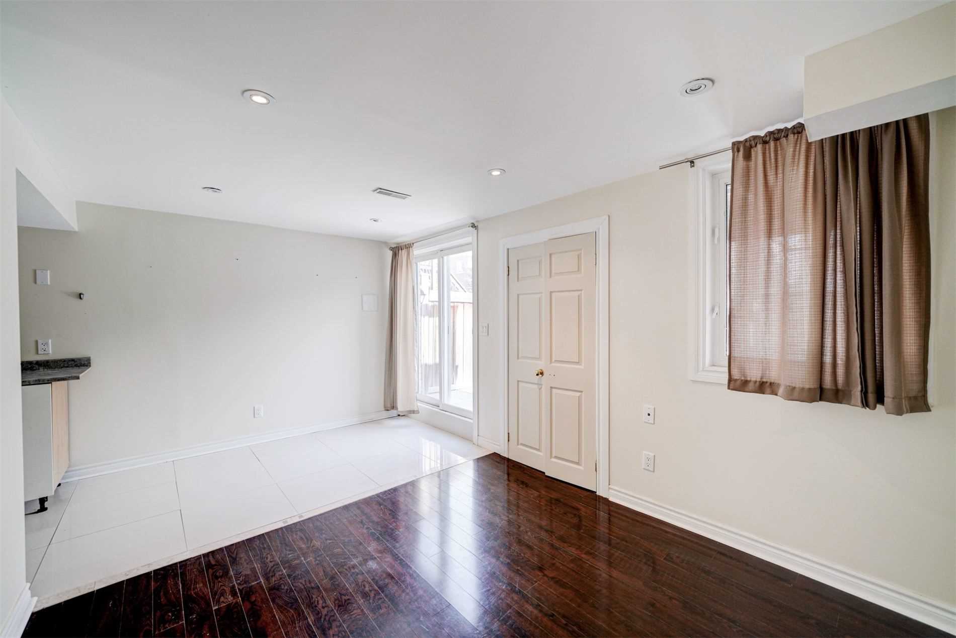 Listing N5884724 - Large Photo # 35