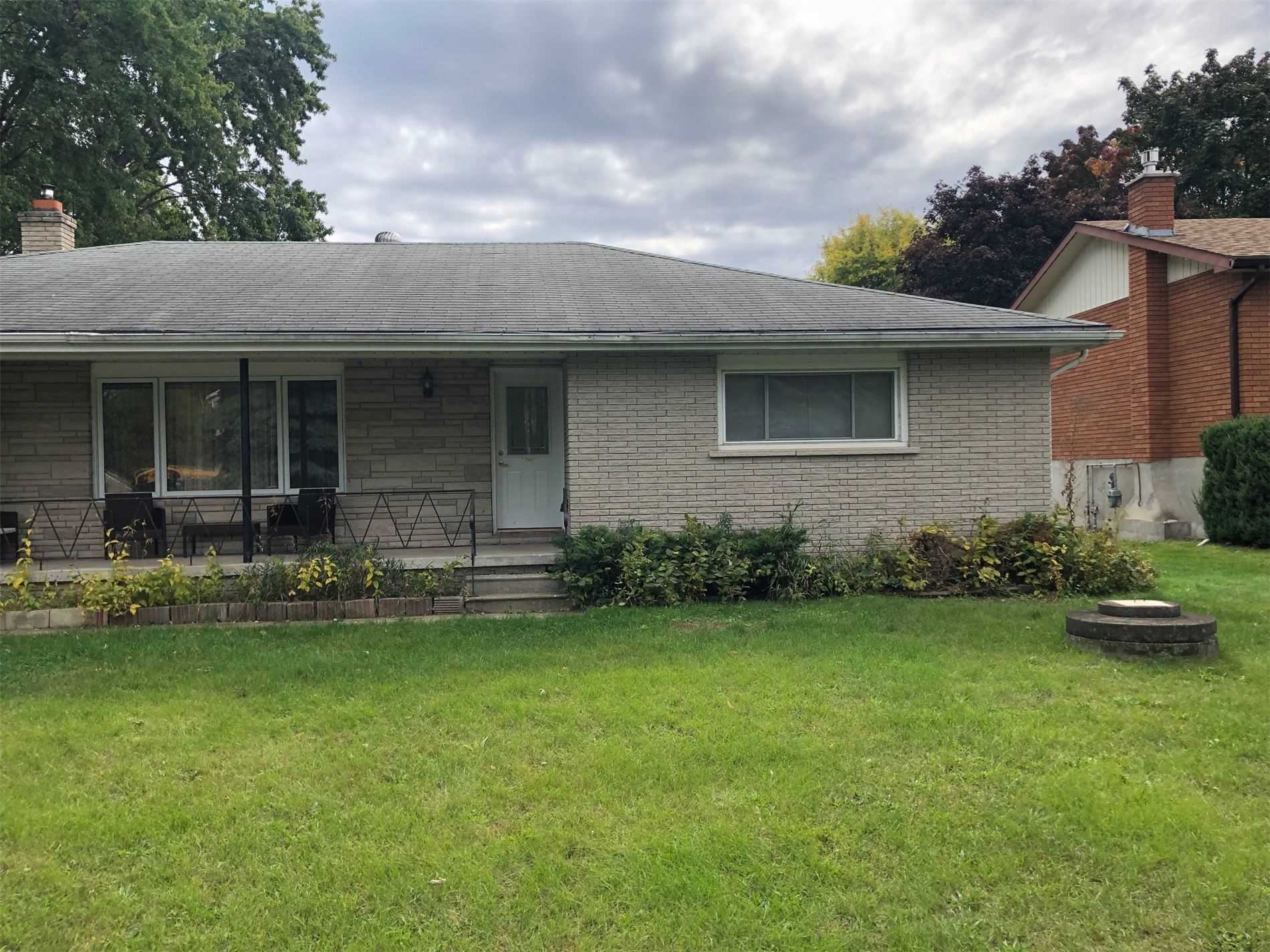 1035 Lebanon Dr