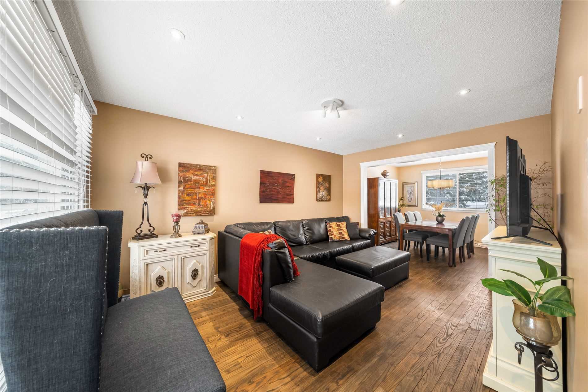Listing N5884940 - Large Photo # 17
