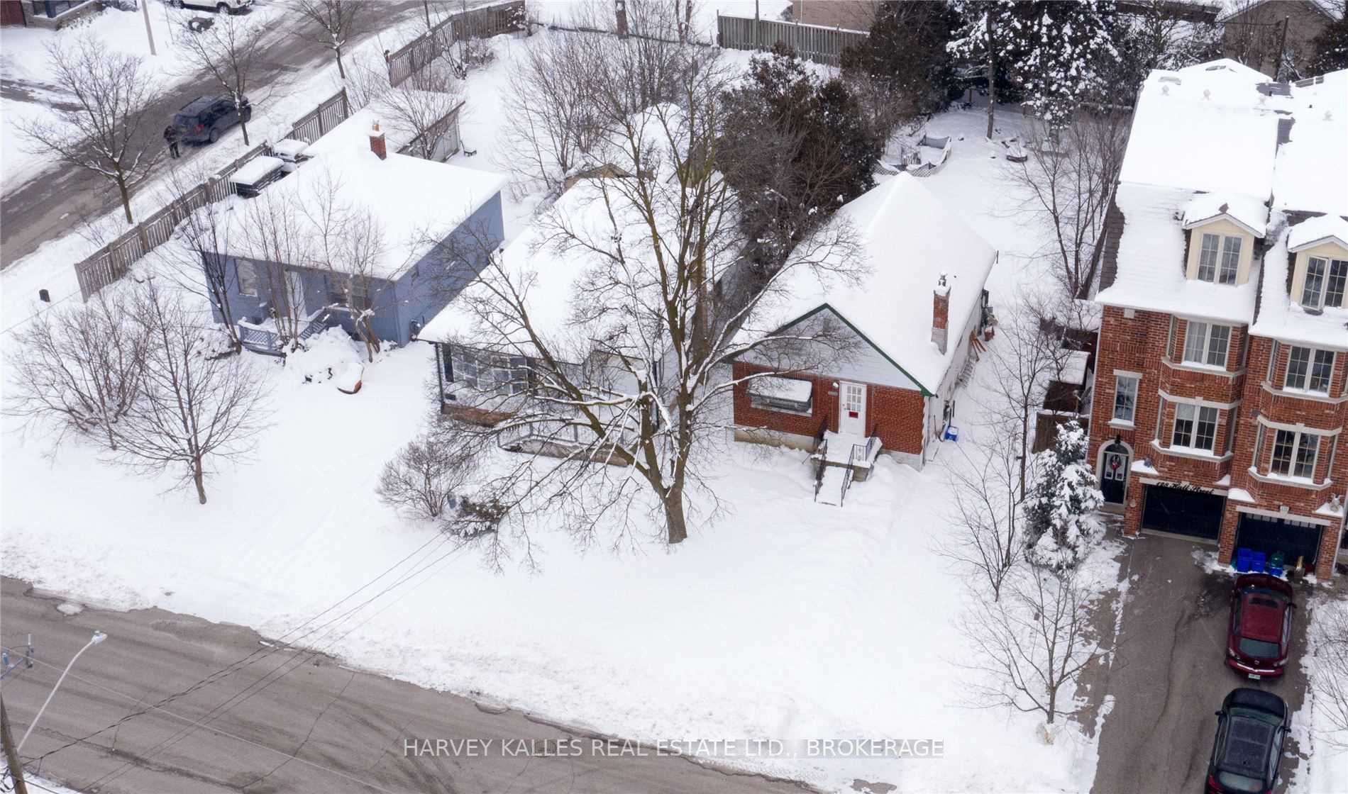 124 Hall Street