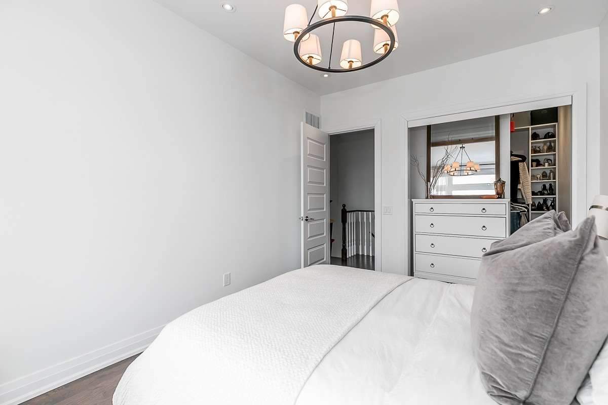 8171 Kipling Avenue #8