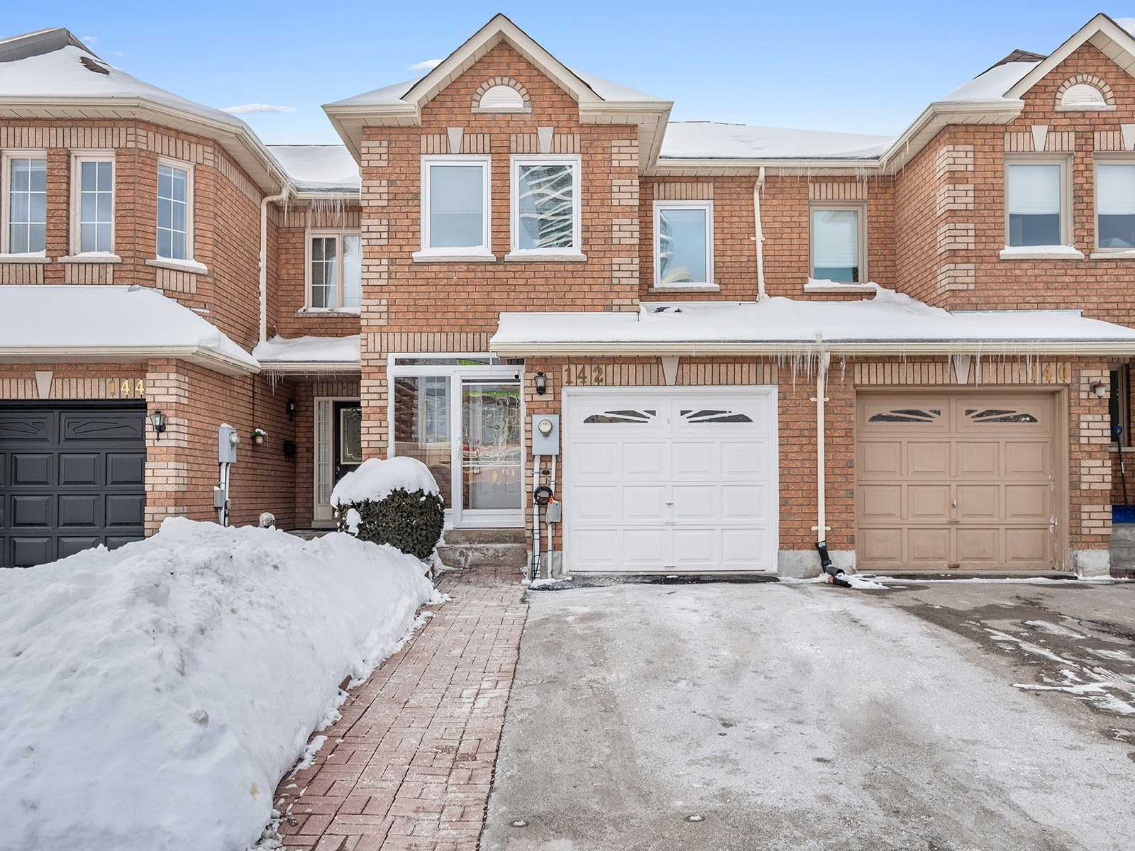 142 Lindenshire Avenue