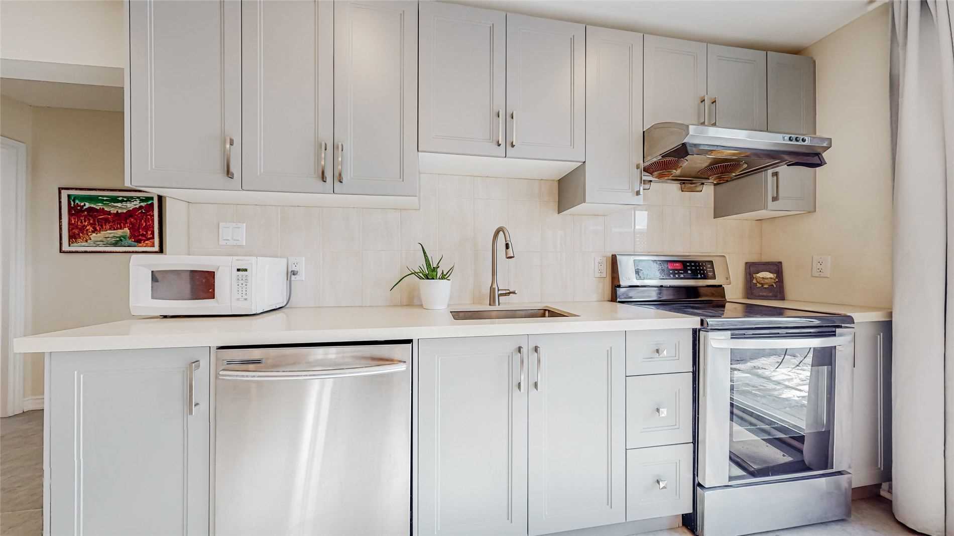 Listing N5886187 - Large Photo # 18