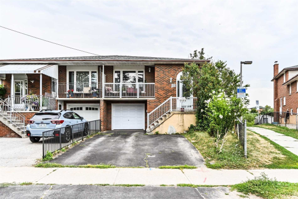 105 Albany Dr, Vaughan