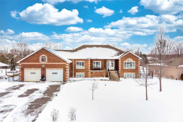 3572 Linda St, Innisfil