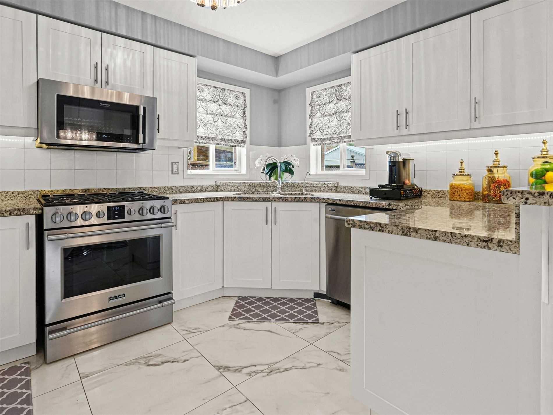 Listing N5886629 - Large Photo # 10