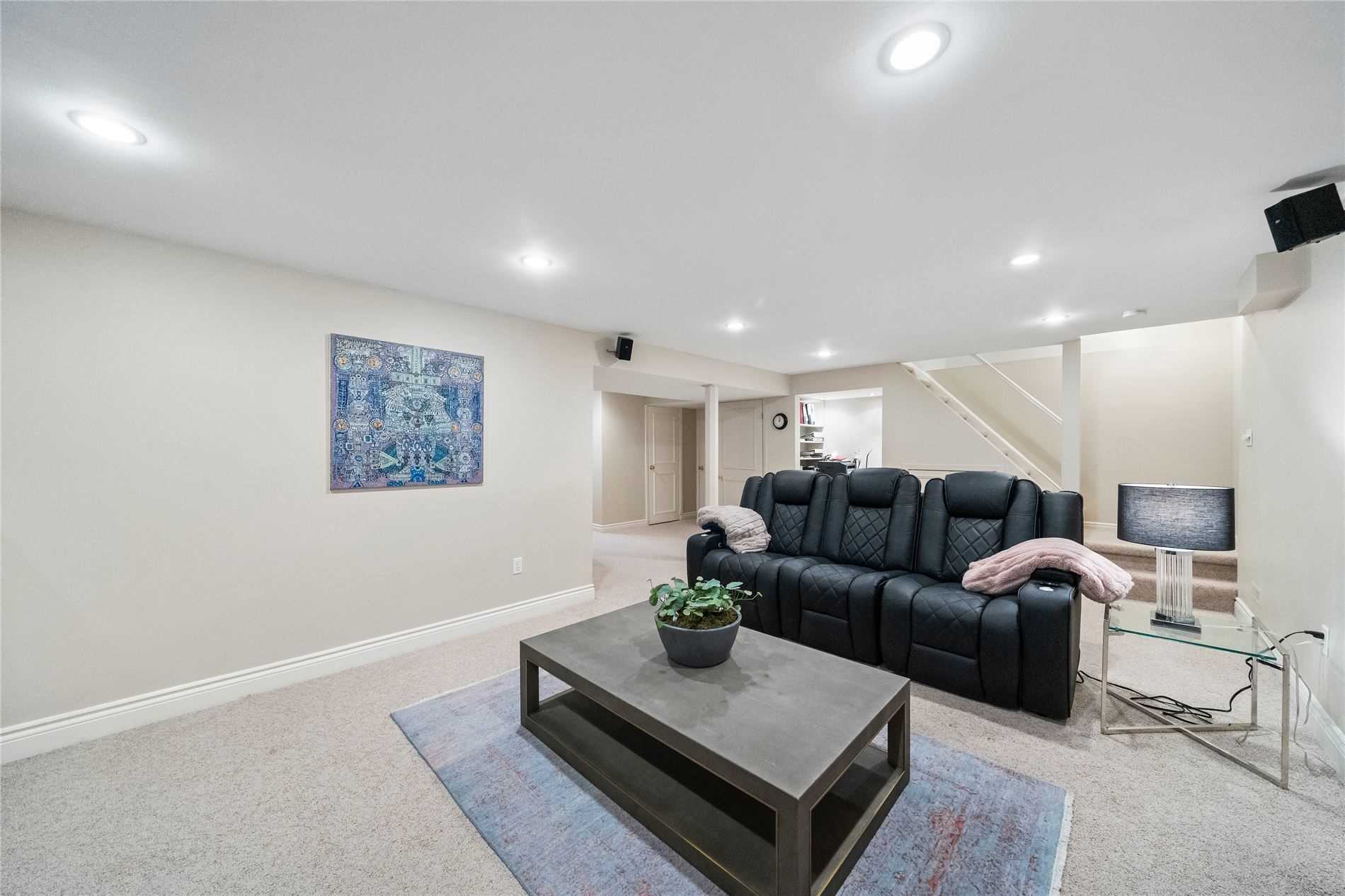 11 Jondan Crescent
