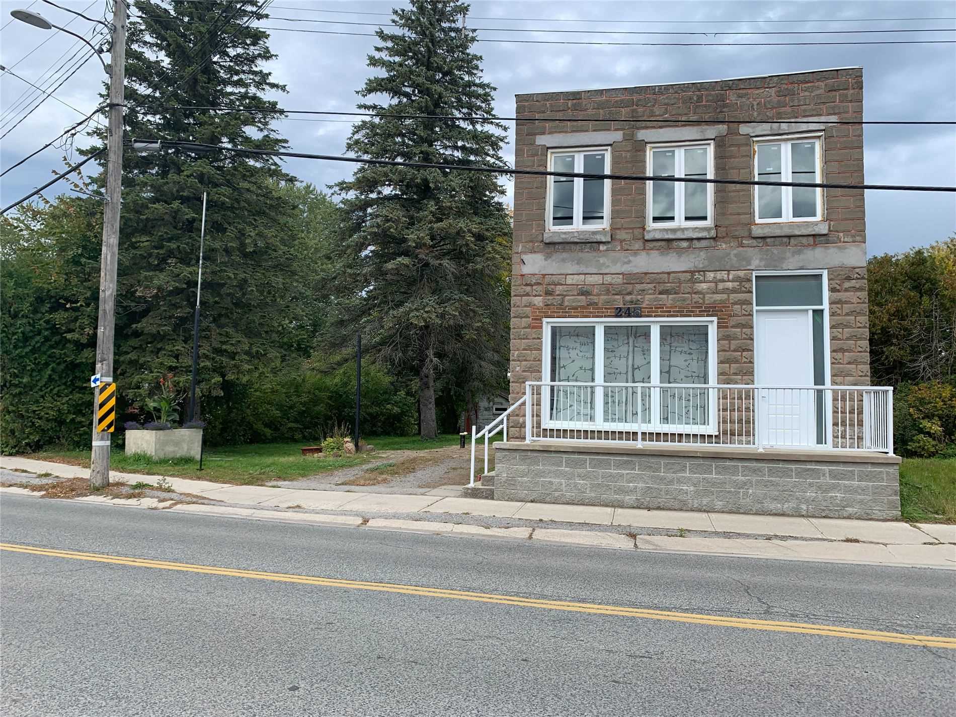 246 Pefferlaw Rd