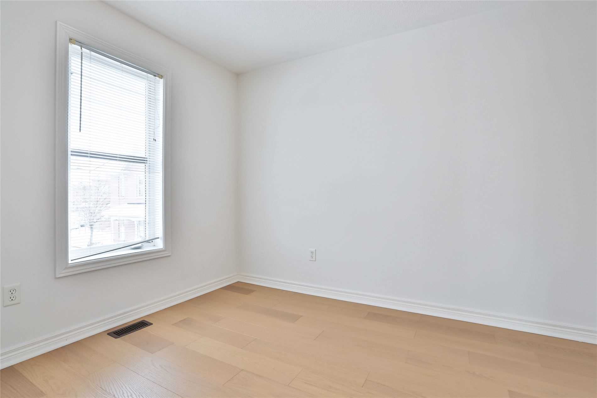 Listing N5889917 - Large Photo # 32