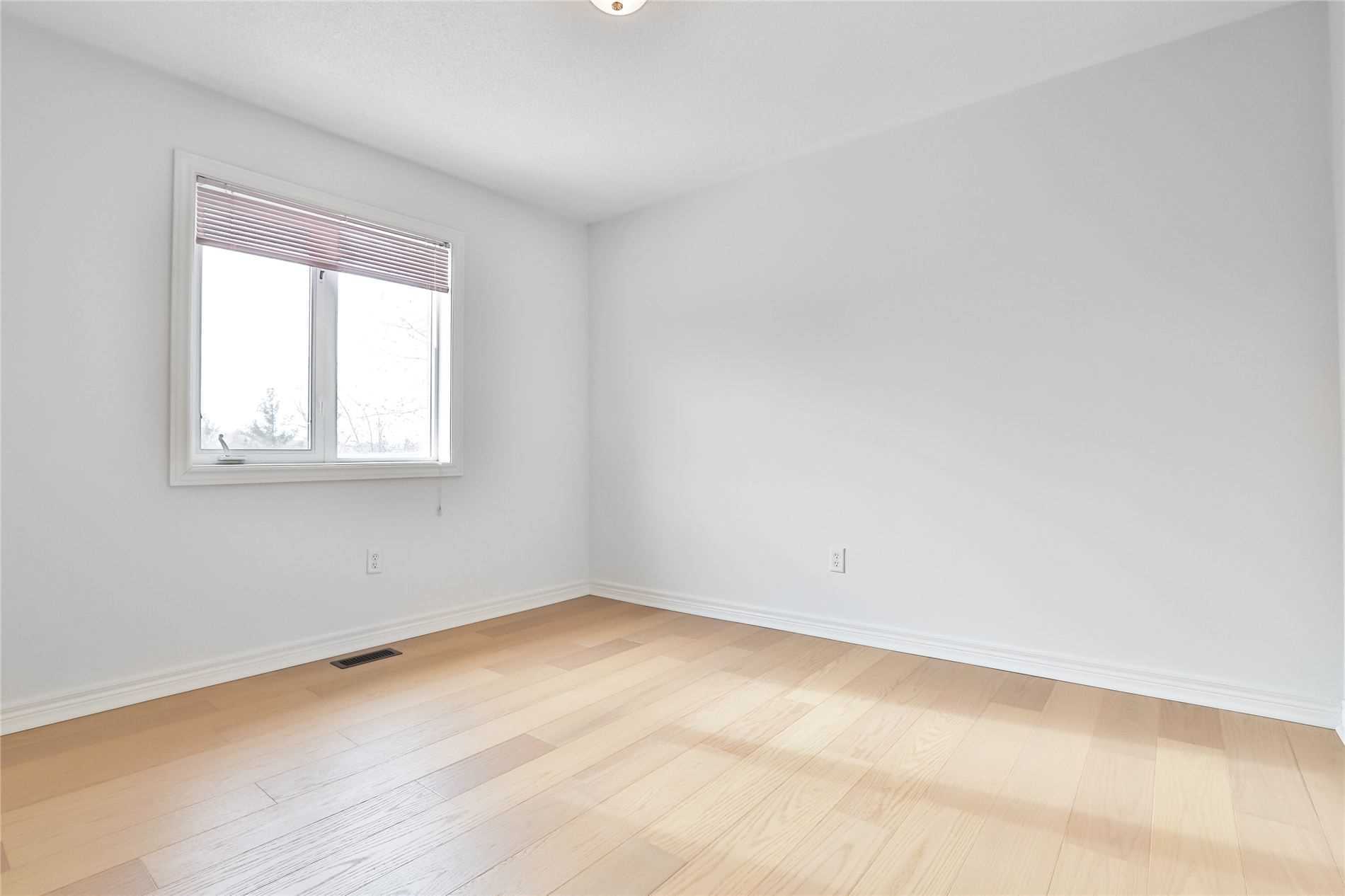 Listing N5889917 - Large Photo # 29