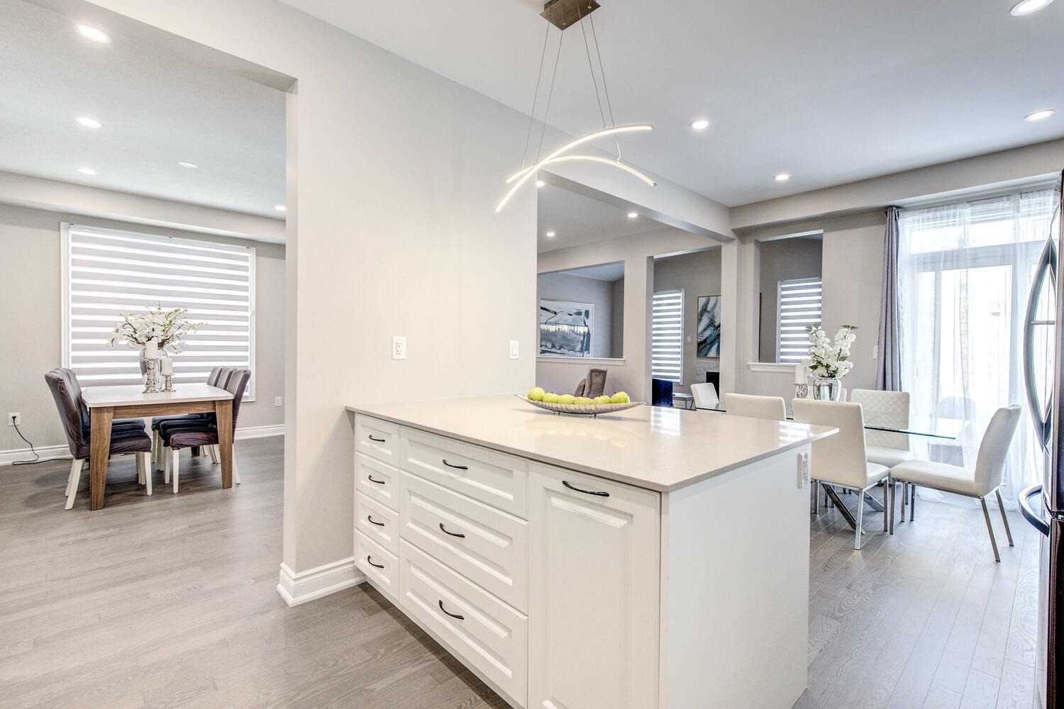 110 Scarlet Way