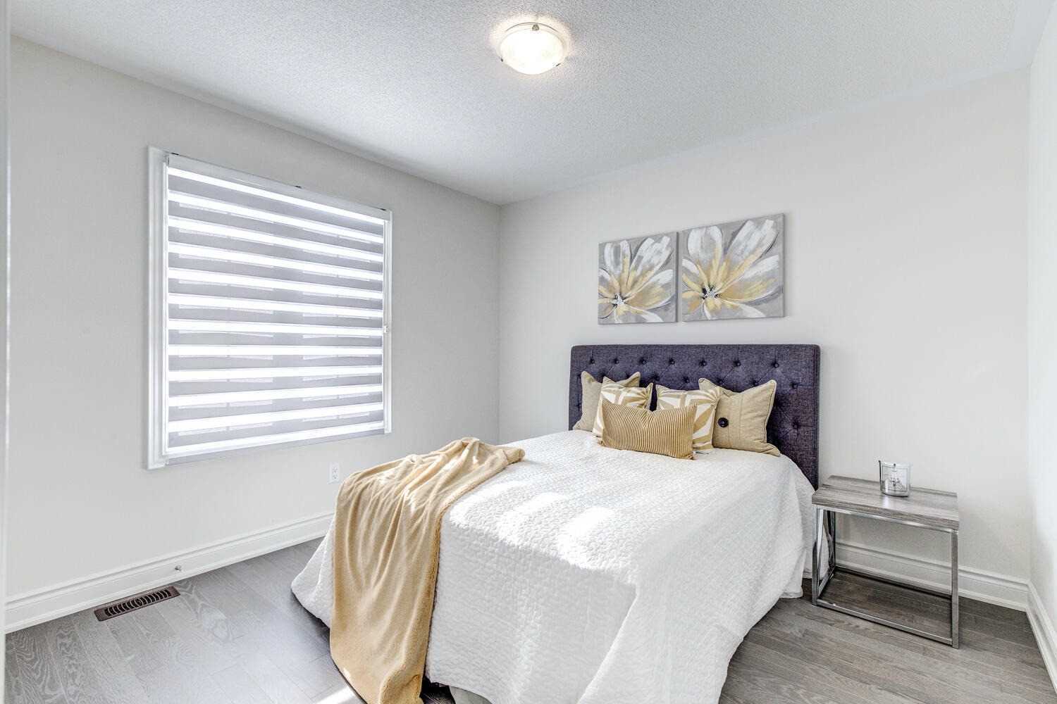110 Scarlet Way
