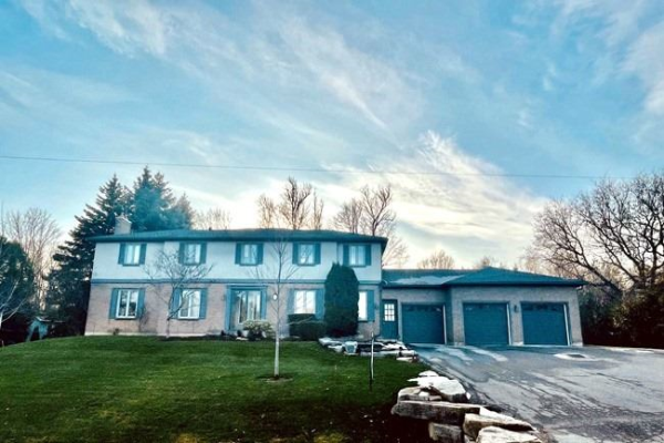 14 Lady Diana Crt, Whitchurch-Stouffville