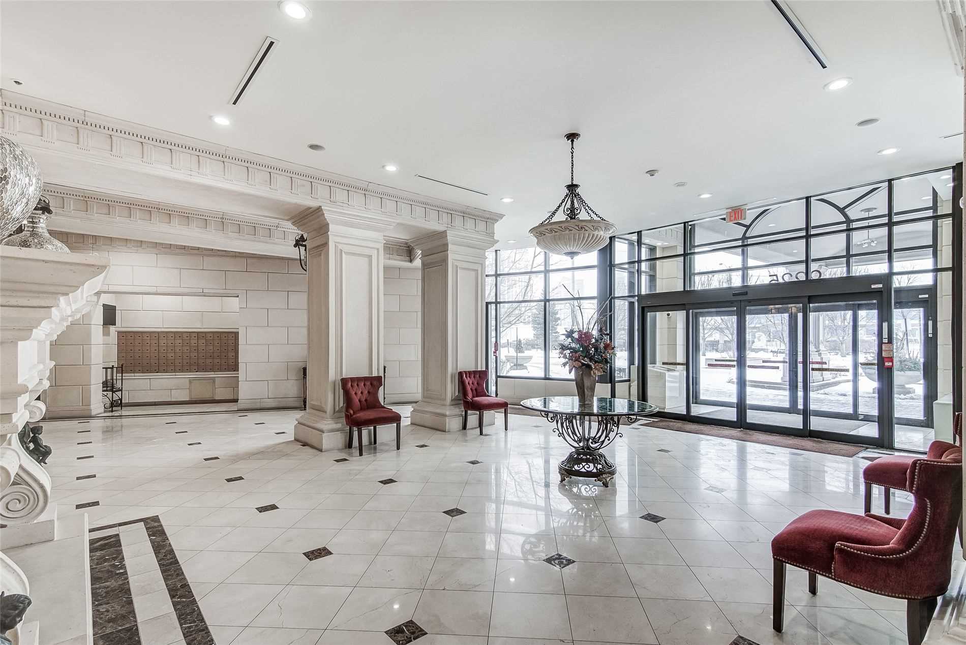 9225 Jane Street, #504