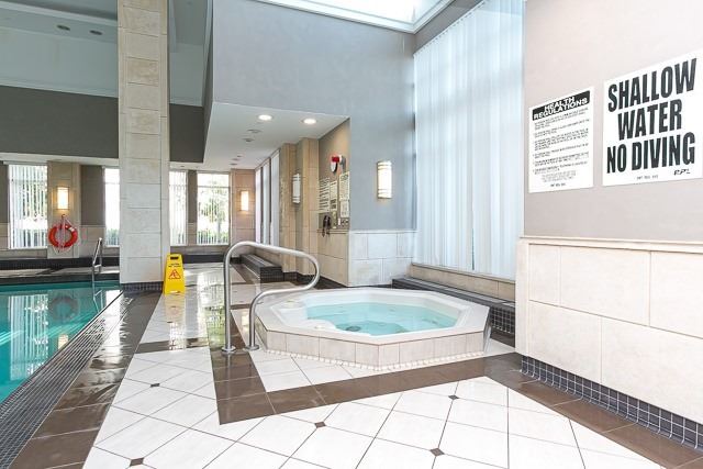 310 Red Maple Road, #309