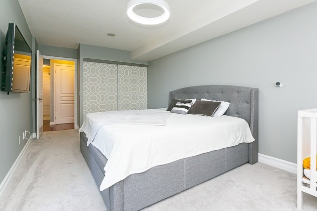 310 Red Maple Road, #309