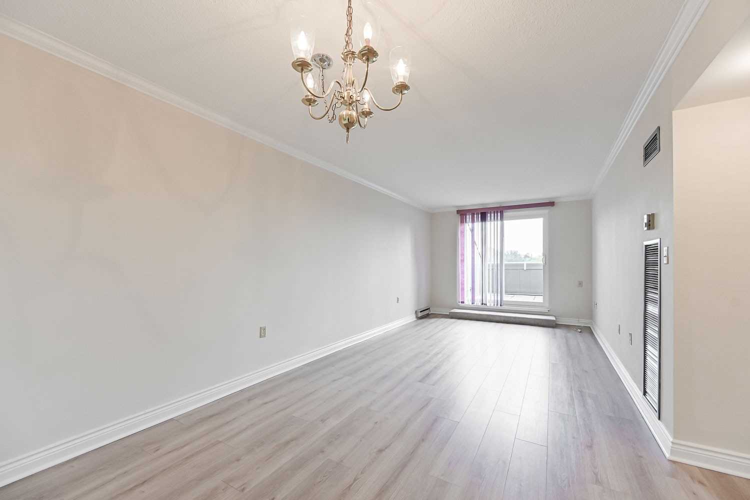 100 Anna Russell Way, #Ph19