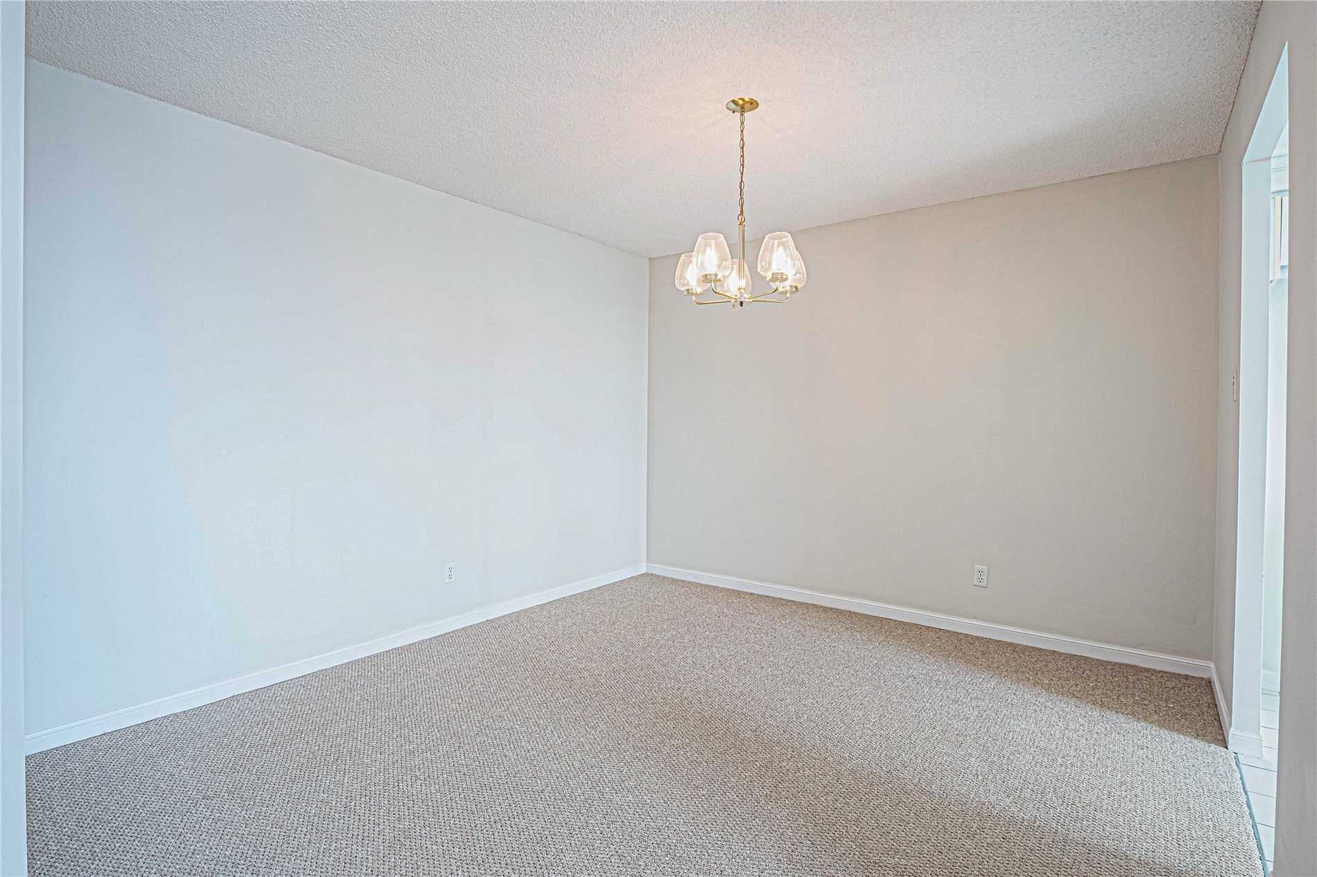 Listing N5899985 - Large Photo # 11