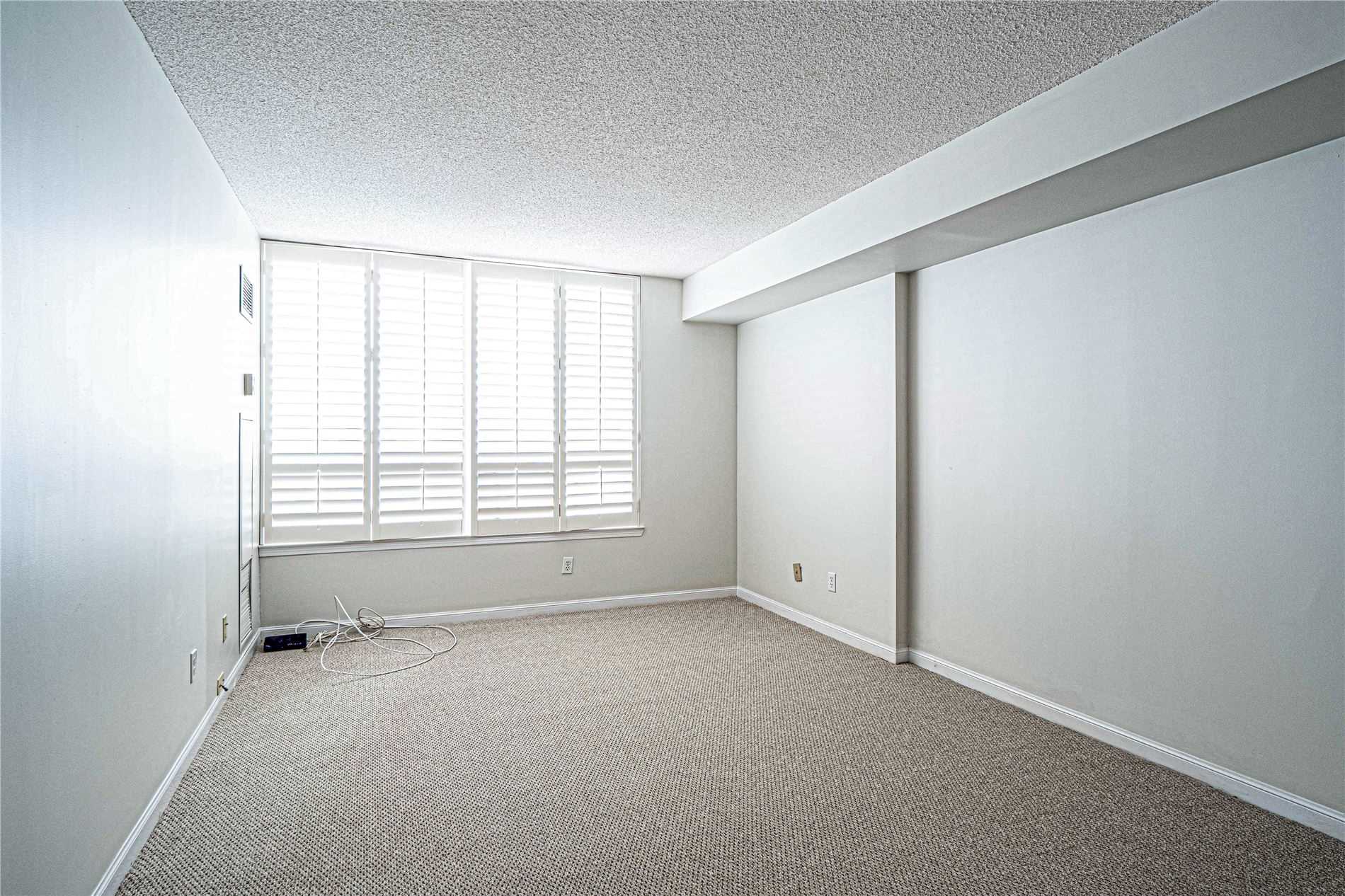 Listing N5899985 - Large Photo # 4