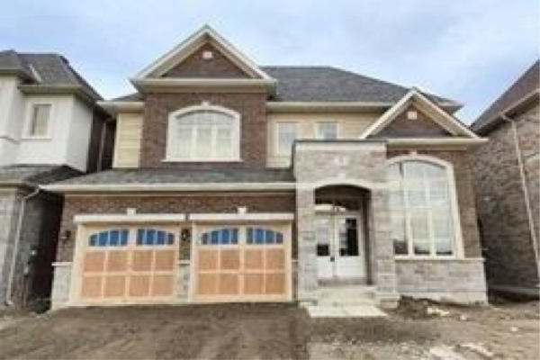 9 Charles White Crt, East Gwillimbury