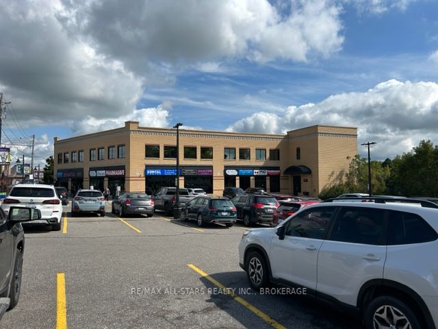 29 Toronto St S, #1C