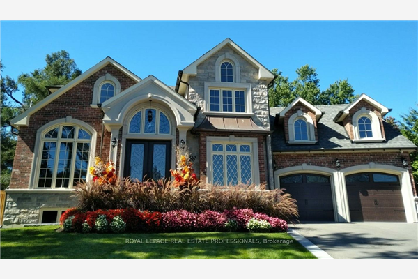 28 Honeybourne Cres, Markham