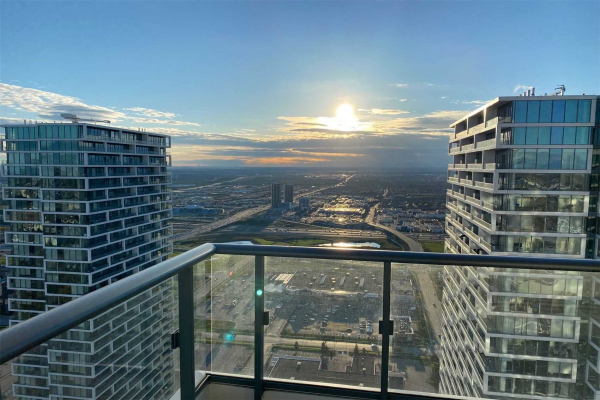 950 Portage Pkwy, Vaughan