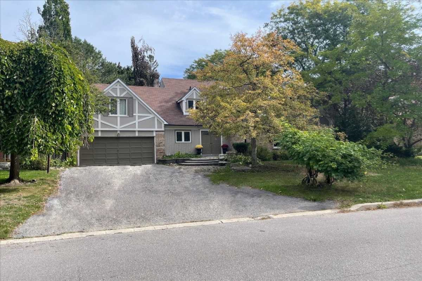 27 Canadiana Dr, Markham