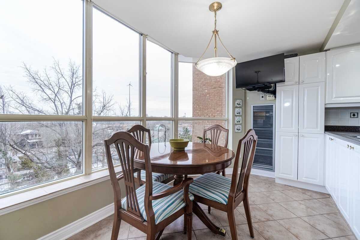 14924 Yonge St, #523