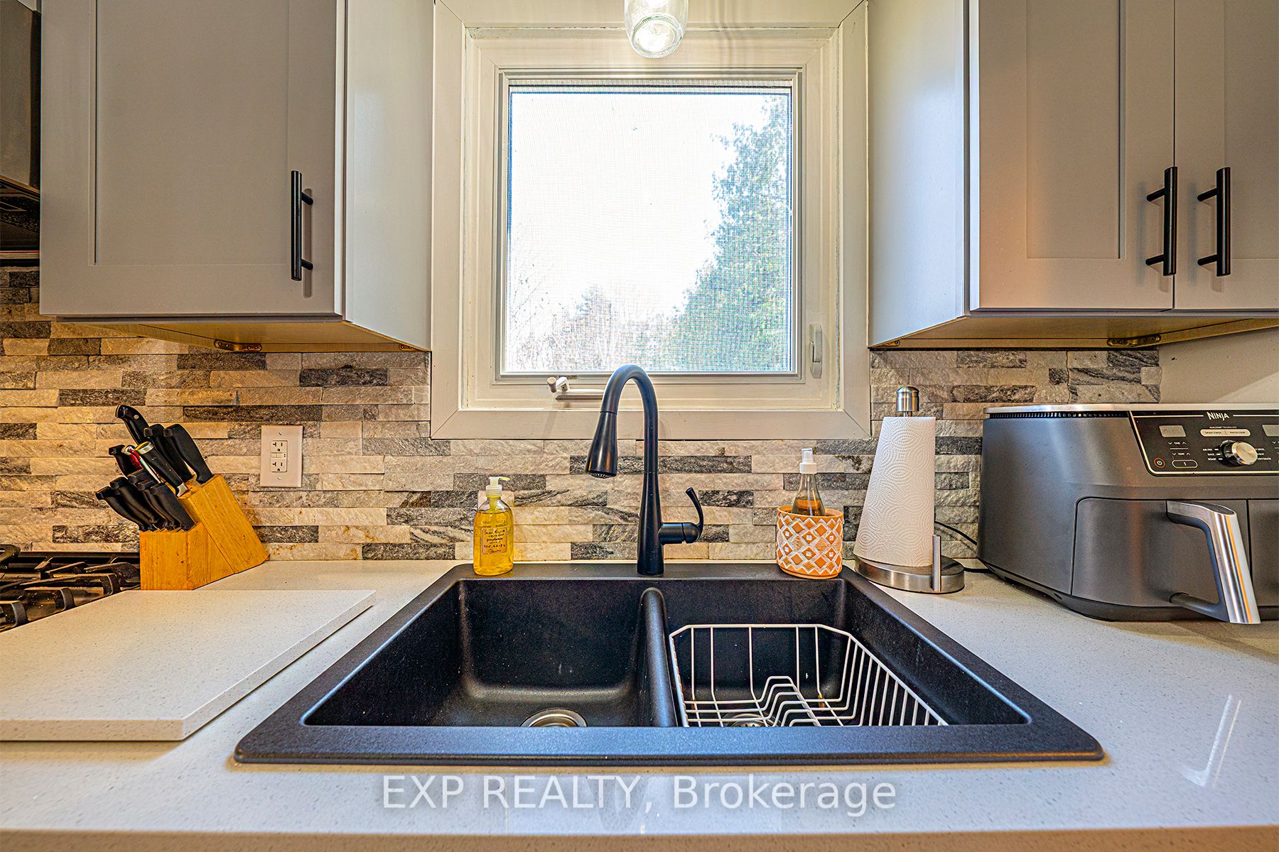 Listing N5911336 - Large Photo # 17