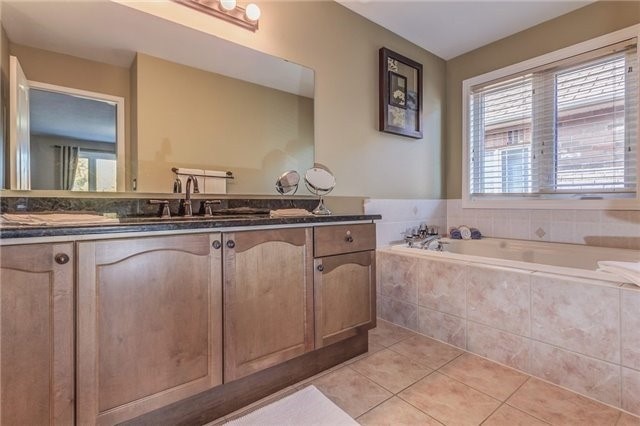Listing N5911807 - Large Photo # 3