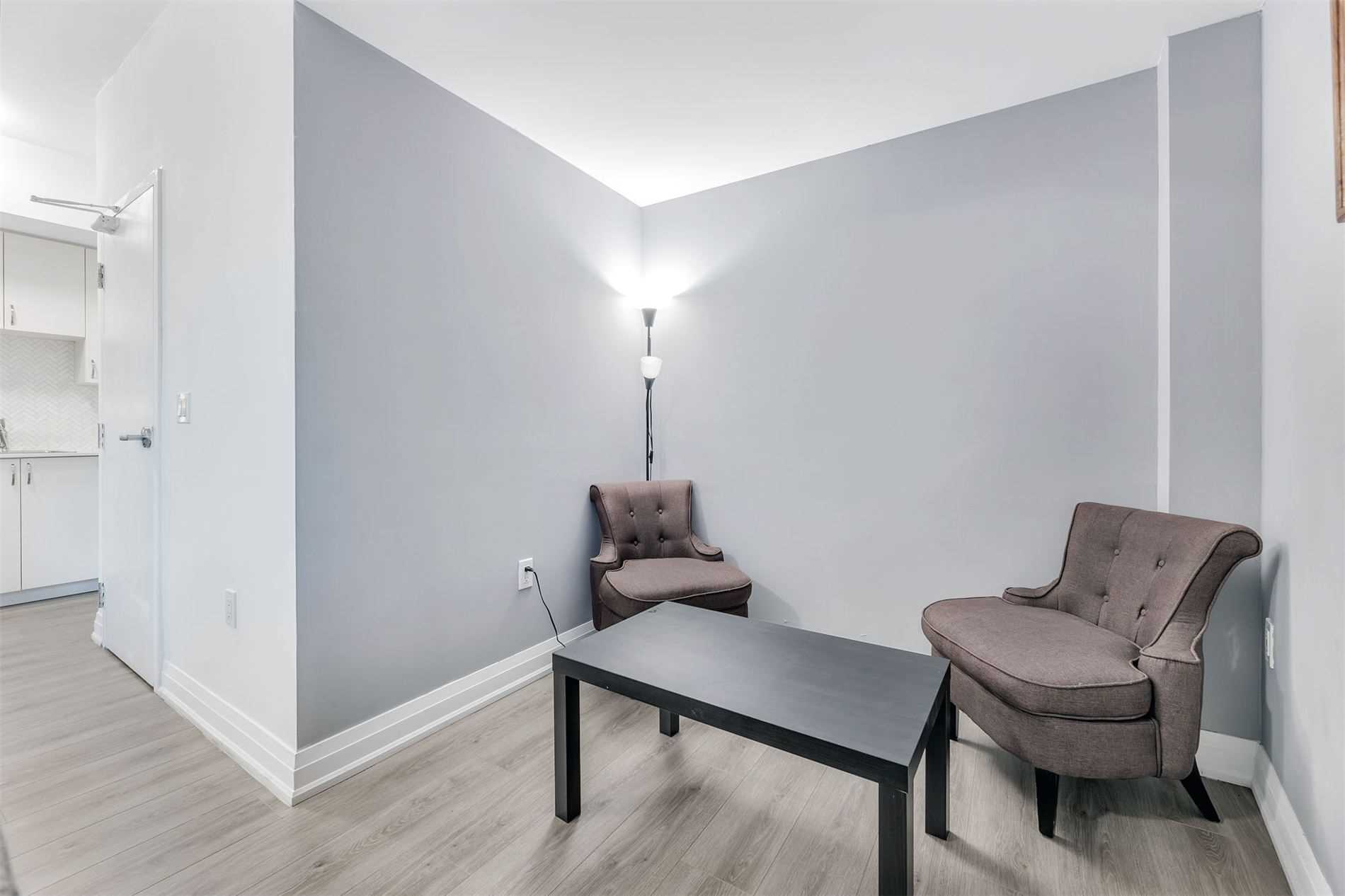 18 Coles Ave, #603