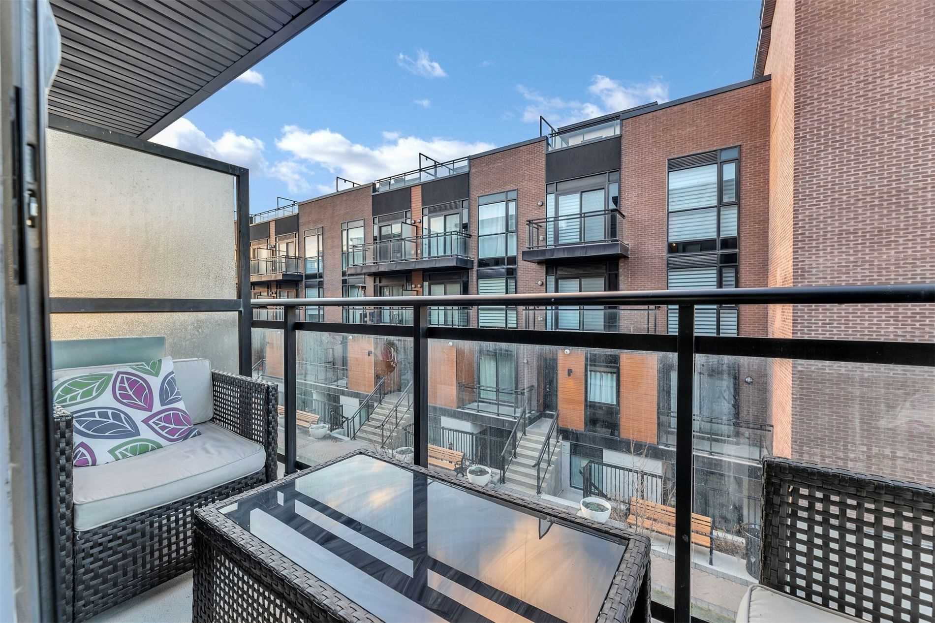 18 Coles Ave, #603