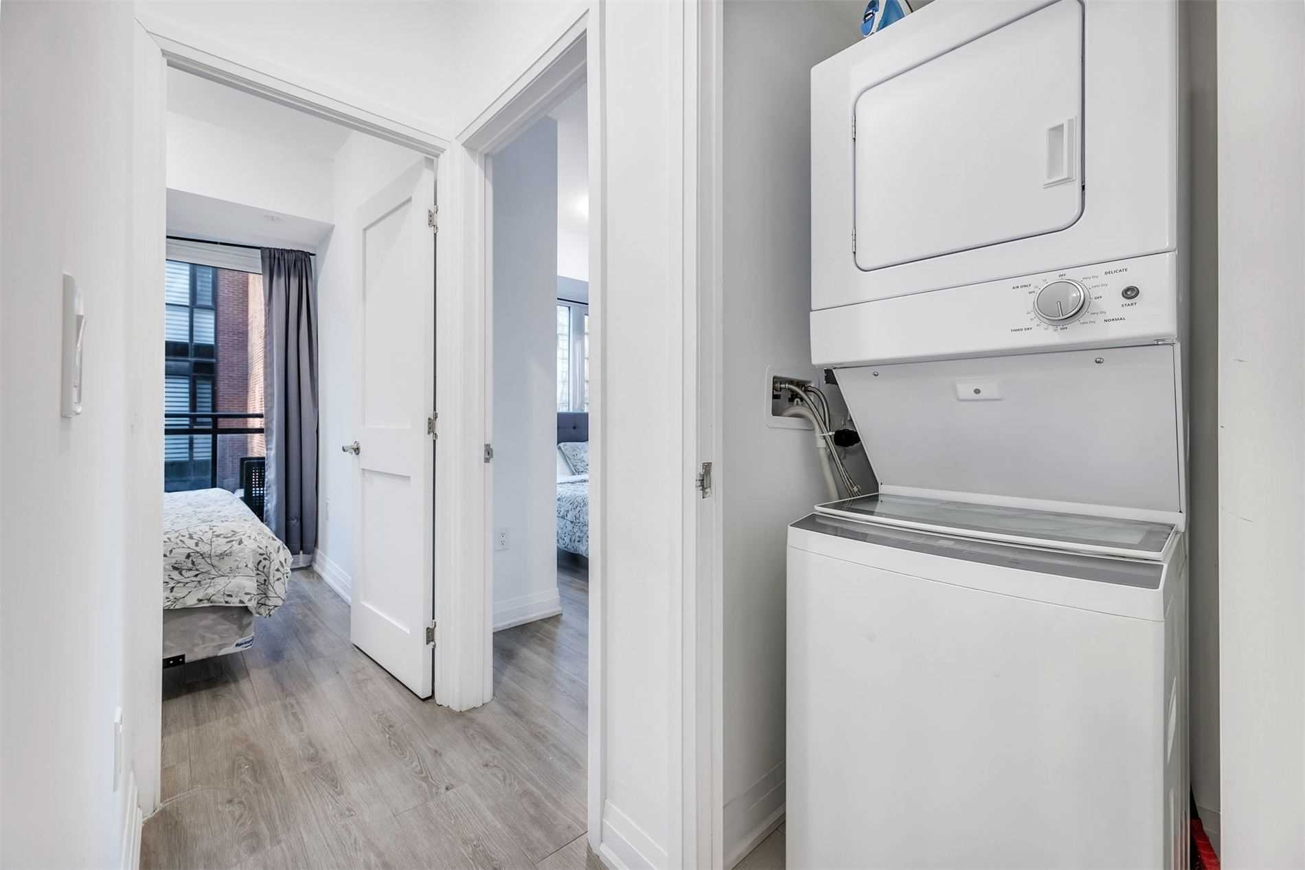 18 Coles Ave, #603