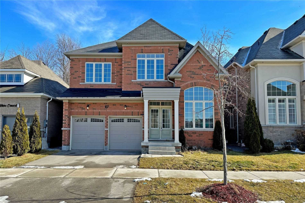 107 Robert Wilson Cres, Georgina