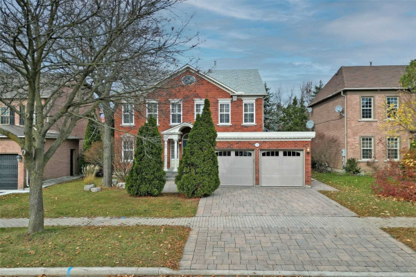 71 Gatcombe Circ, Richmond Hill