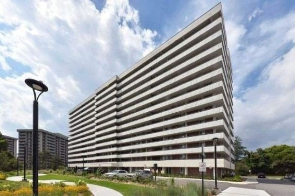 80 Inverlochy Blvd, Markham